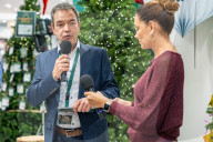 Charity Wald bei GALERIA auf der Koenigsallee