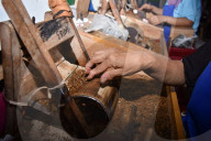 Hand-rolled Kretek Cigarette Companies In Indonesia 