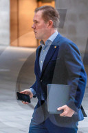 Sunday With Laura Kuenssberg