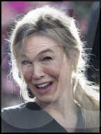 Renee Zellweger unveils Bridget Jones statue in London
