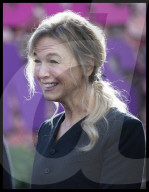 Renee Zellweger unveils Bridget Jones statue in London