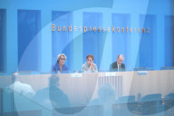 Officials Address Child and Youth Protection in the Digital World in Berlin