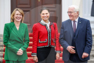 Victoria trifft Frank-Walter Steinmeier in Berlin