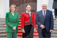 Victoria trifft Frank-Walter Steinmeier in Berlin