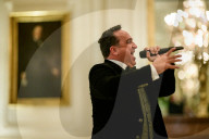 Trump throws lavish dinner for Saudi Prince