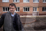 Swiss Ambassador Visits An Underground Educational Center In Sumy