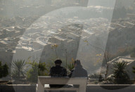 Daily Life in Tehran During Heavy Air Pollution 