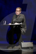 PEOPLE - Katharina Thalbach bei der musikalische Bühnenlesung 'Schatten über dem Nichts' im Gerhart-Hauptmann-Theater in Görlitz