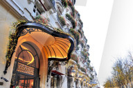 Illustration - Christmas in Paris