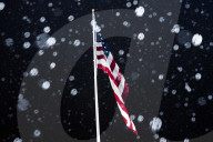 Donald and Melania Trum depart for Mar-a-Lago Thanksgiving holiday