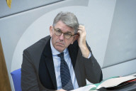 42. Sitzung des Deutschen Bundestages in Berlin