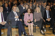 Königin Silvia von Schweden und Friedrich Merz bei der Verleihung des Deutschen Mittelstandspreises in Berlin