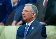 Trump and Zelenskyy in oval office