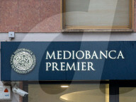 Mediobanca Premier Signage