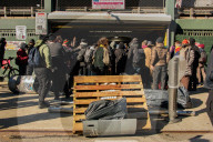 ICE & NYPD Clash With New Yorkers In Manhattan