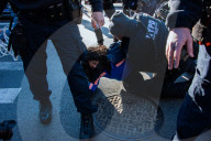 ICE & NYPD Clash With New Yorkers In Manhattan