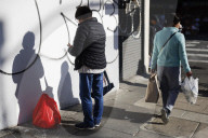 California bans Plastic Grocery Bags