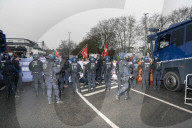 Großes Polizeiaufgebot bei Demonstrationen in Giessen am Tag der Gründung der neuen AfD Jugend