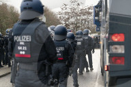 Großes Polizeiaufgebot bei Demonstrationen in Giessen am Tag der Gründung der neuen AfD Jugend