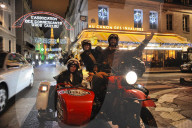 Illustration - Christmas in Paris