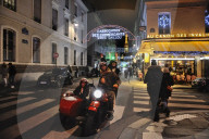 Illustration - Christmas in Paris