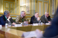 Zelensky Held a Joint Phone Call with European Leaders and the NATO Secretary General - Paris