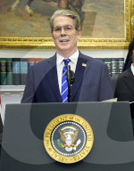 Tech boss Dell gives $625bn to 'Trump accounts' for kids