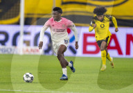 Borussia Dortmund vs Bayer Leverkusen beim DFB Pokal Achtelfinale in Dortmund