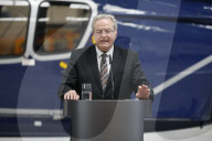 Bundesinnenminister ALEXANDER DOBRINDT bei der Indienststellung der Drohnenabwehreinheit in Ahrensfelde