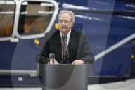 Bundesinnenminister ALEXANDER DOBRINDT bei der Indienststellung der Drohnenabwehreinheit in Ahrensfelde