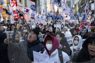Conservatives Rally Outside PPP HQ Supporting Yoon Suk-yeol
