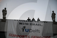 TU Delft Students Stage Roof Occupation Amid Police Response