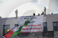 TU Delft Students Stage Roof Occupation Amid Police Response