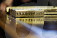 Trump announces lower car fuel economy standards