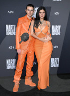 PEOPLE - Timothee Chalamet und Kylie Jenner in Orange an Screening in LA