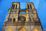 Christmas Market At Notre Dame de Paris - Paris