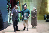 Syrian Government Officials Honor Families of Victims