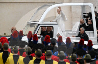 Pope Leo XIV Greets Faithful After Christmas Morning Mass - Vatican