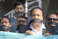 Indian journalists protest attacks on Bangladeshi newspapers