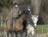 ROYALS - Andrew bei einem Ausritt in Windsor