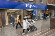 Shoppers yet to feel love for WH Smith’s high street replacement