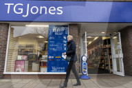 Shoppers yet to feel love for WH Smith’s high street replacement