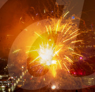 Las Vegas welcomes New Year with spectacular fireworks despite rain