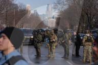 ICE Minneapolis: Agent Kills Woman Amid Immigration Crackdown