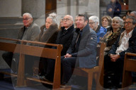 Christian Estrosi et Eric Ciotti assistent à une messe en hommage à Brigitte Bardot à l'église Saint Pierre d'Arene à Nice