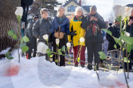 ICE Minneapolis: Agent Kills Woman Amid Immigration Crackdown