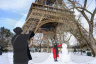 Illustration - Paris Under the Snow - Paris