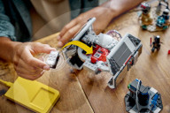 LEGO a dévoilé les Smart Bricks, une technologie qui ajoute des sens à ses briques de construction