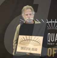 Grateful Dead inducted into MSG walk of fame