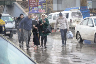 Civilians Flee Aleppo Amid Kurdish-Government Clashes